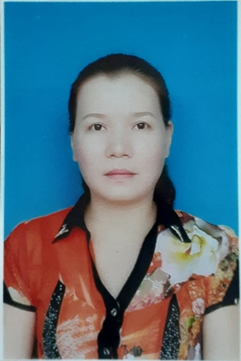 Nguyễn Thị Nhung - nhân viên thư viện